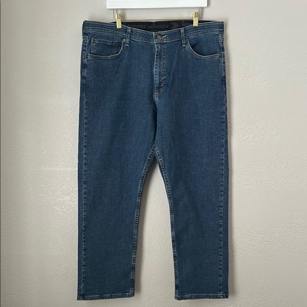 Wrangler Authentics Men's Size 38 X 29  Straight Leg Denim Jeans